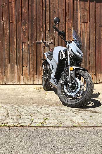Sale of electric motorcycle DEVS 601-02 #11