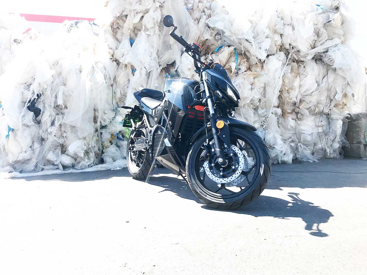 electric motorcycle sales in Prague