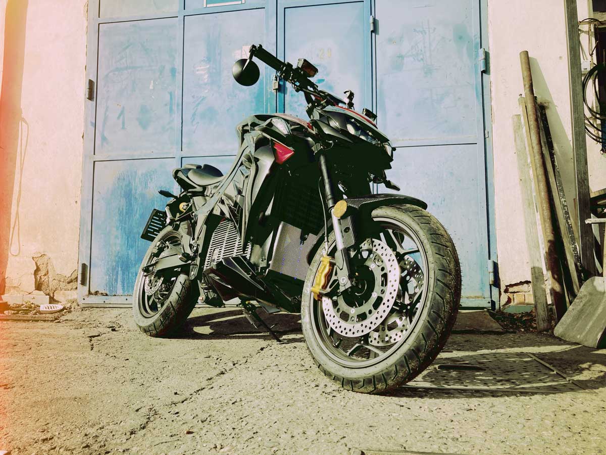 electric motorcycle sales in Prague