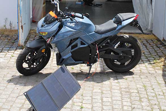 CLEVER CHARGING-Solar charger kit Solar charger kit